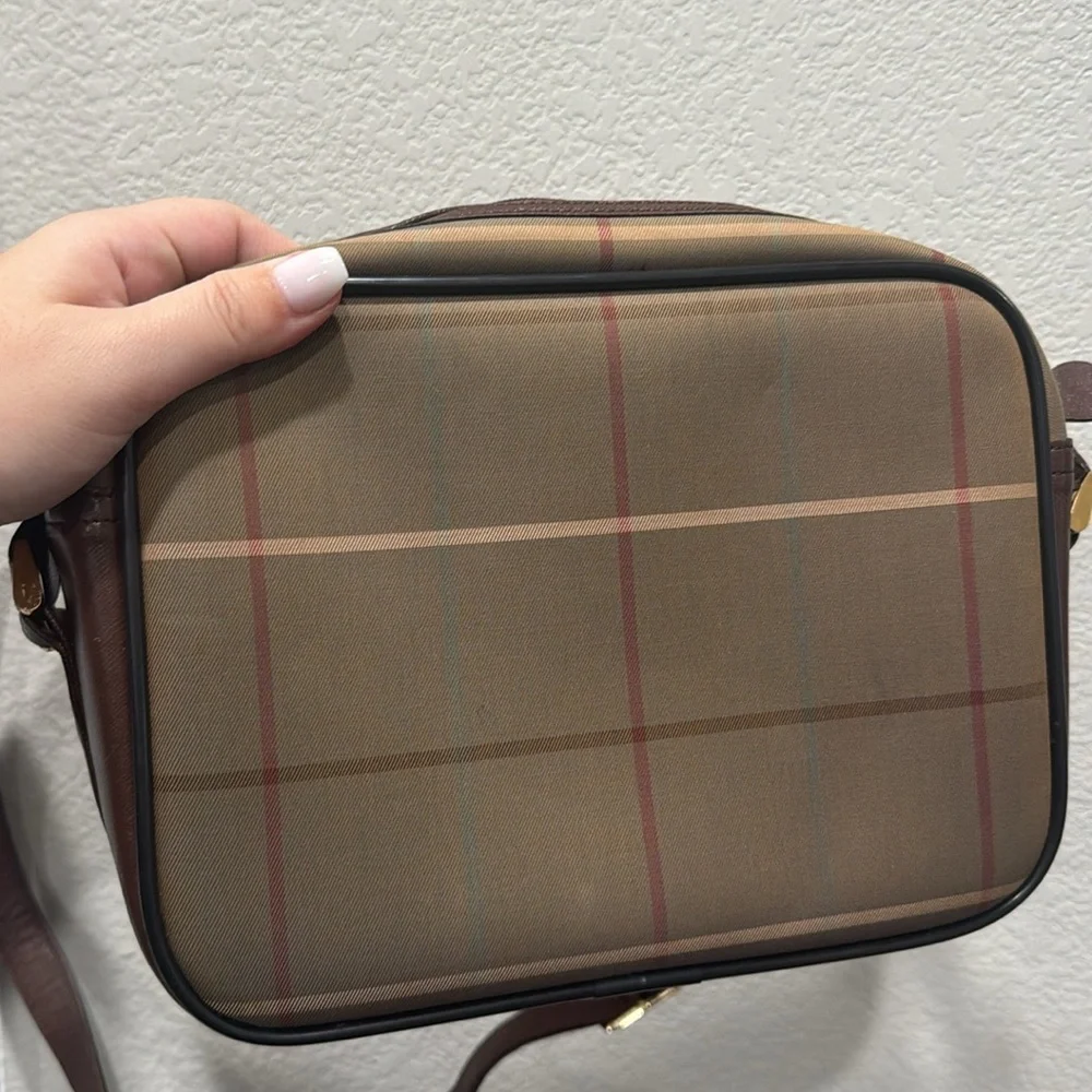 BURBERRYS VINTAGE Check Shoulder Bag with Matching Pouch - Picture 6 of 13